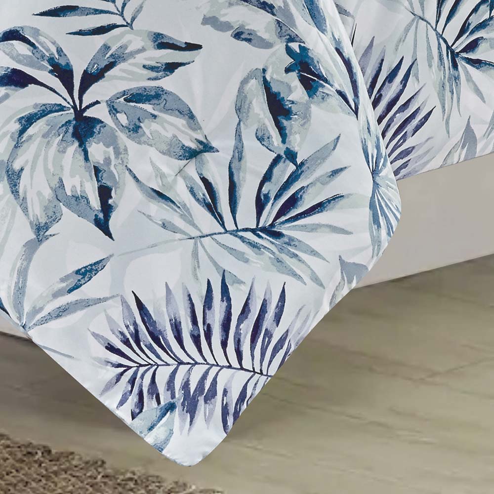 RT Designer's Collection 5 Piece Sonya Printed Complement to Any Bedroom Decor Comforter Set