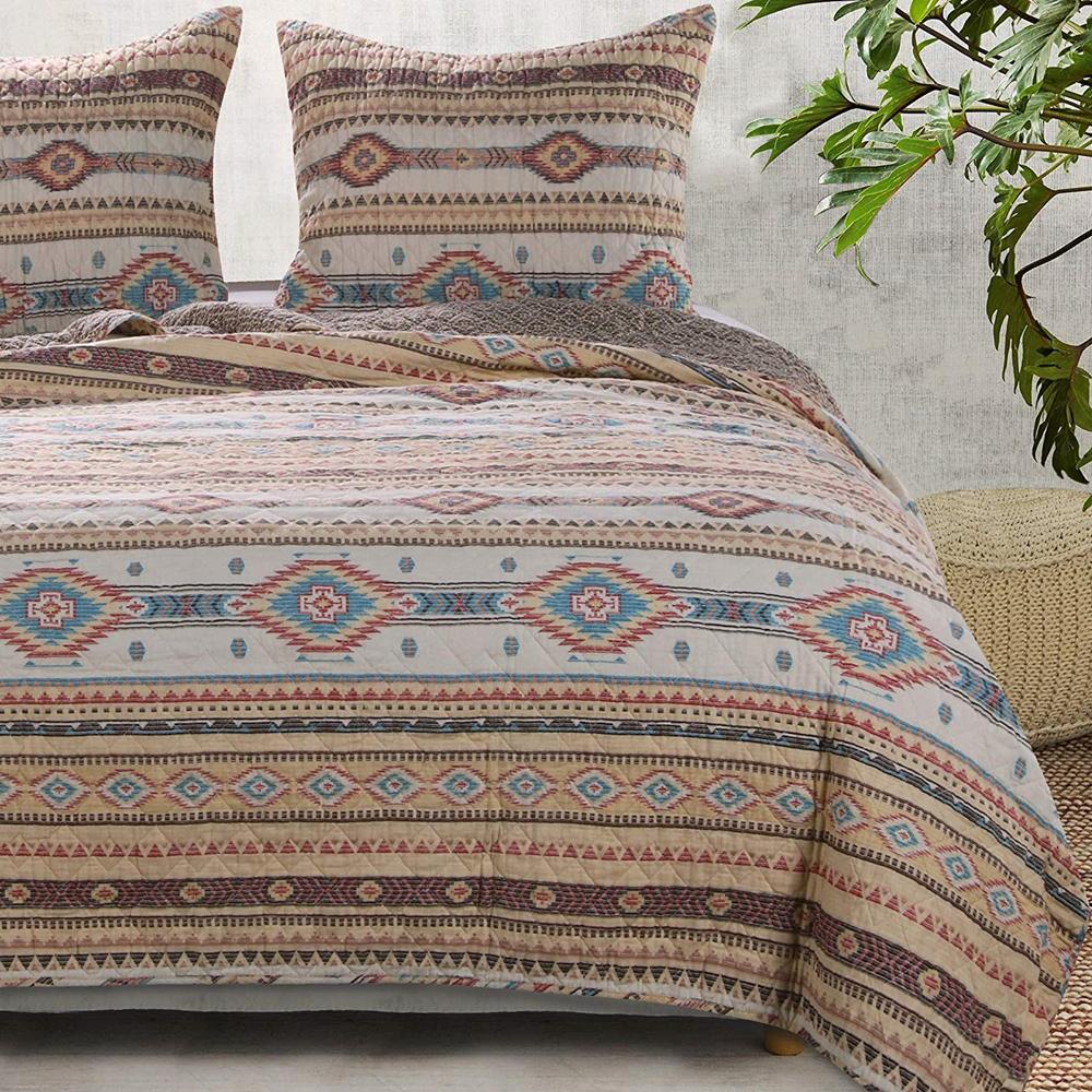 Barefoot Bungalow Phoenix Quilt And Pillow Sham Set - Tan