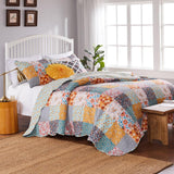 Barefoot Bungalow Carlie Quilt and Pillow Sham Set - Calico