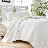 Greenland Home Fashions Monterrey Finely Stitched Quilt Set Classic Solid Color Style  Machine Quilted White