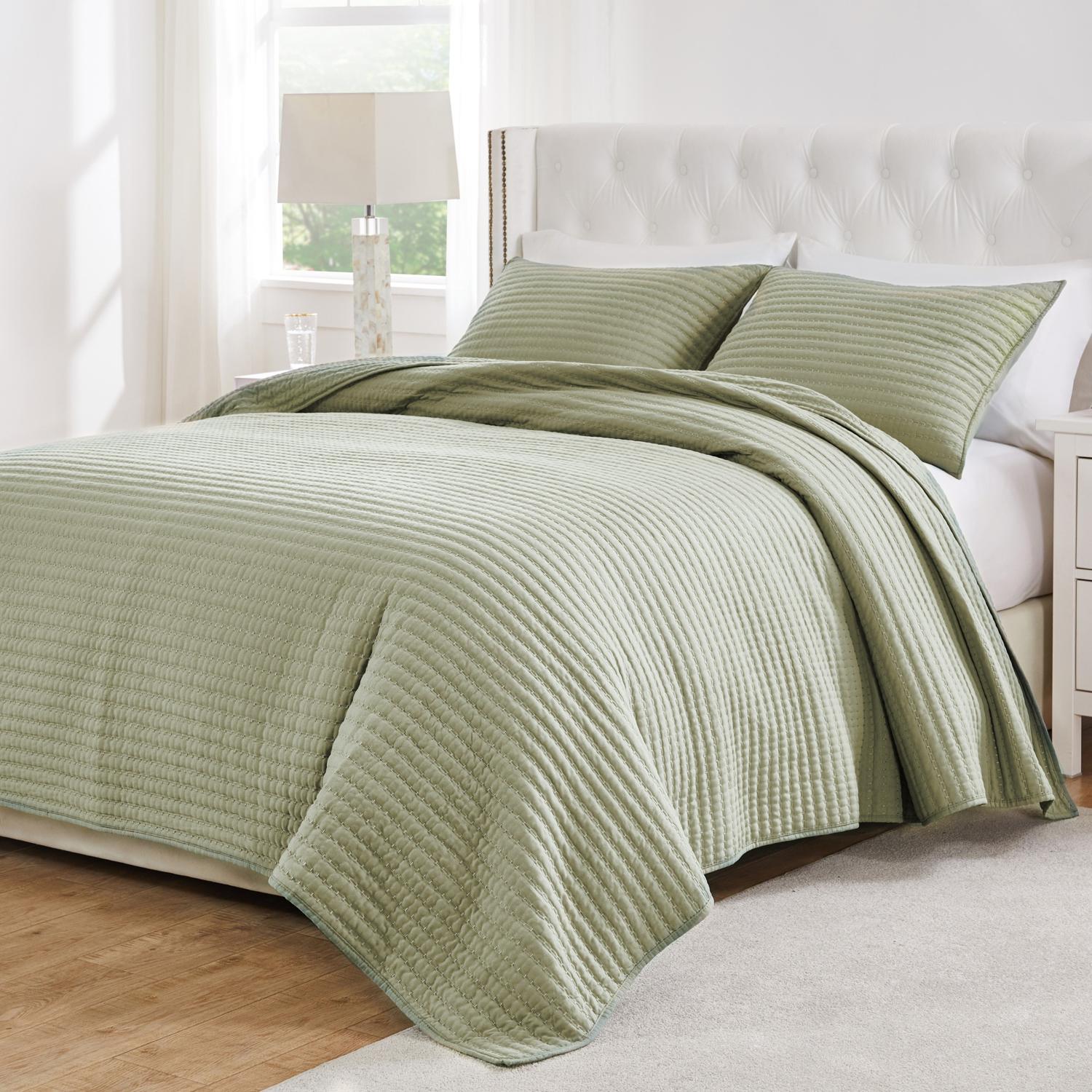Greenland Home Fashions Vineyard Luxurious Modern Design Quilt Bedding Set Sage