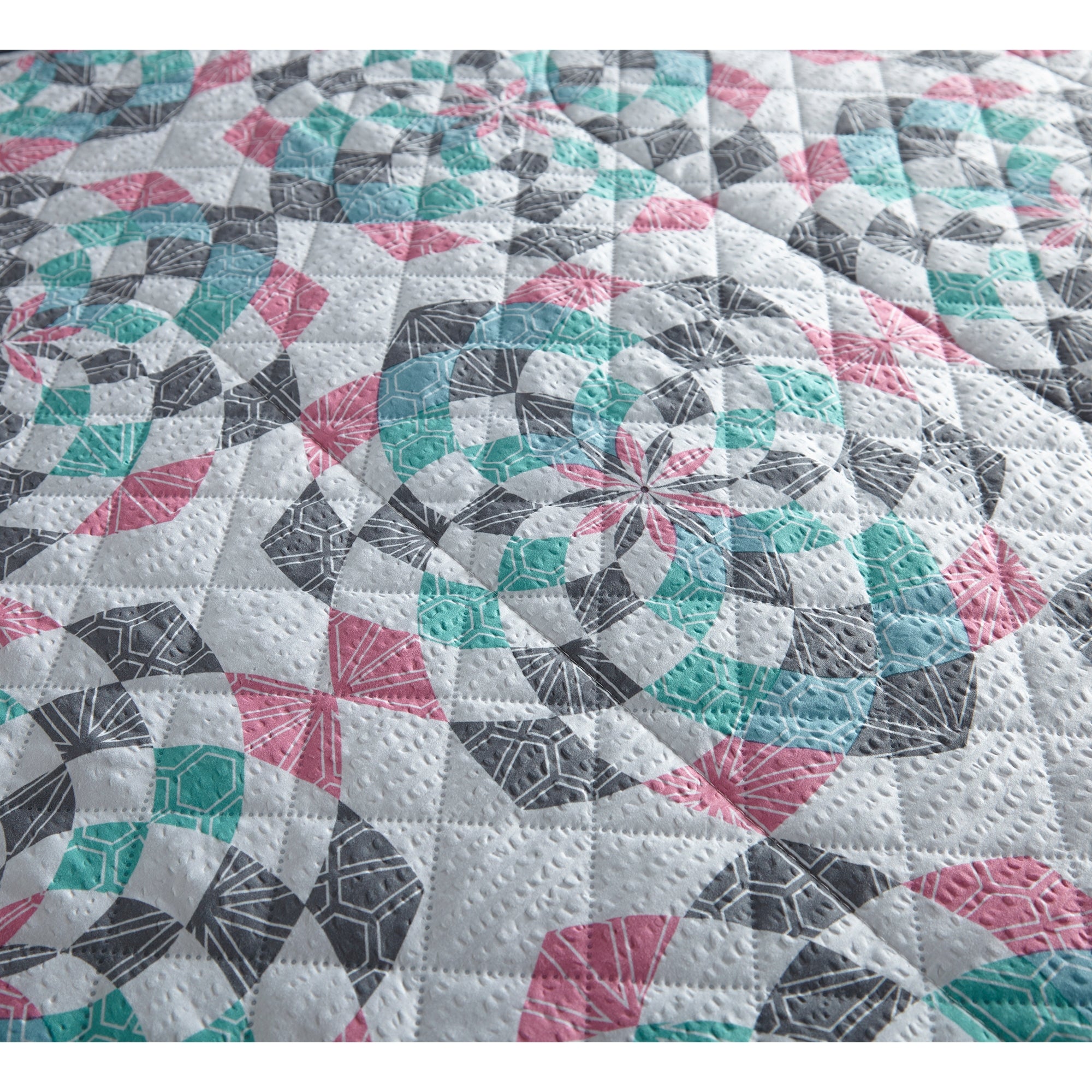 Seersucker 6-in-1 Premium Quilt Set by Shavel Home Products