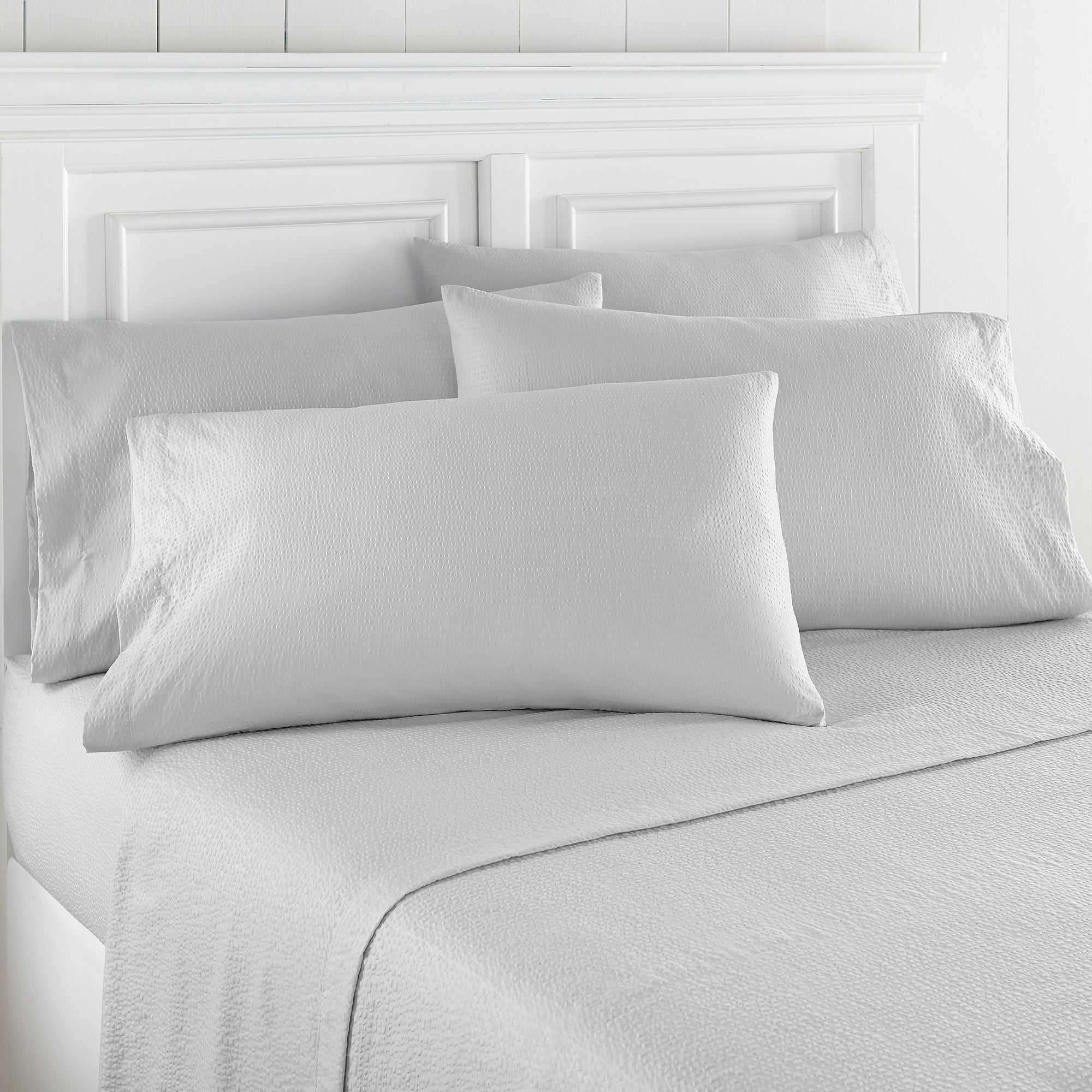Shavel Home Products - Seersucker Solid Stylish and Modern Sheet Set