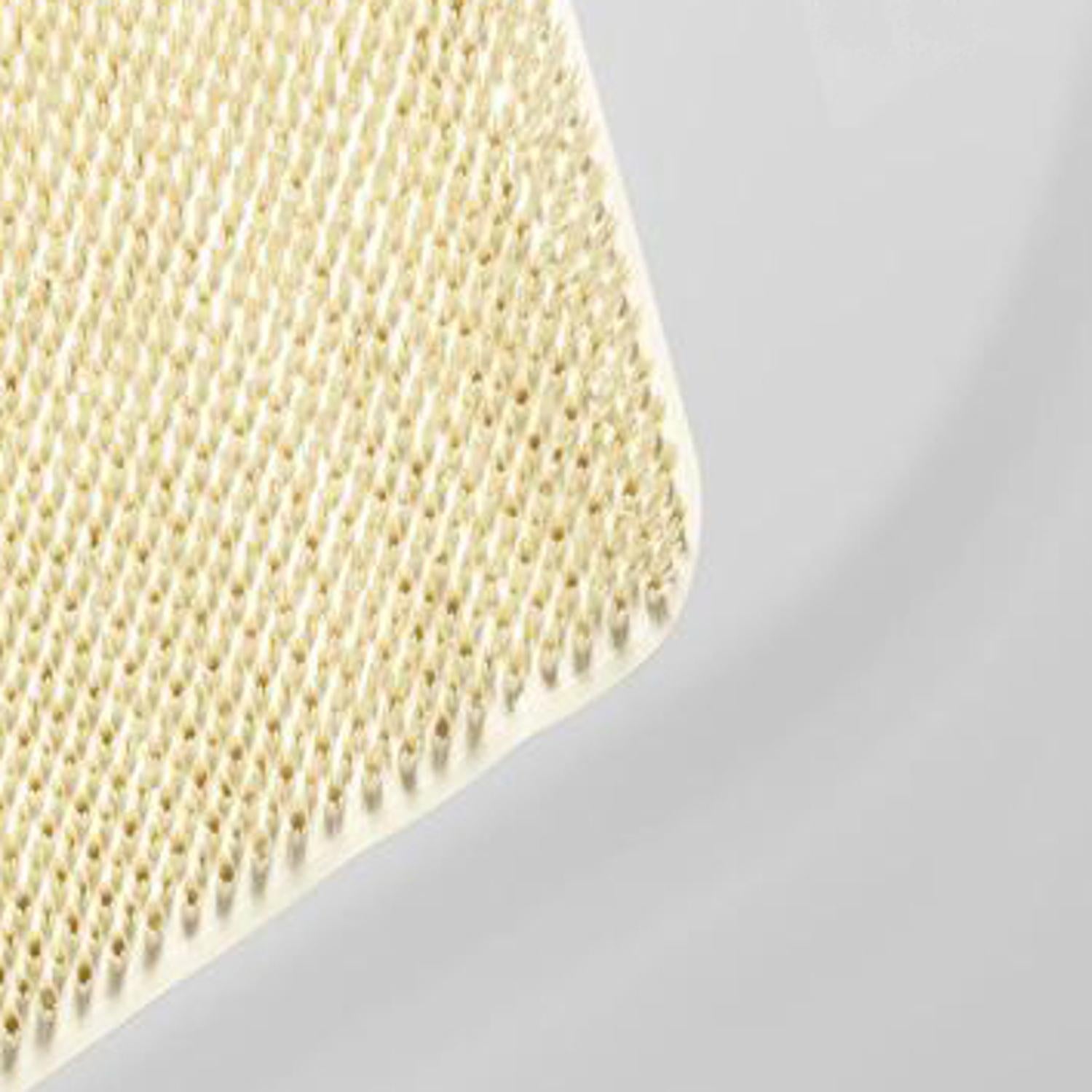 Carnation Home Fashions Grass Look Vinyl Bath Tub Mat - 14x26"