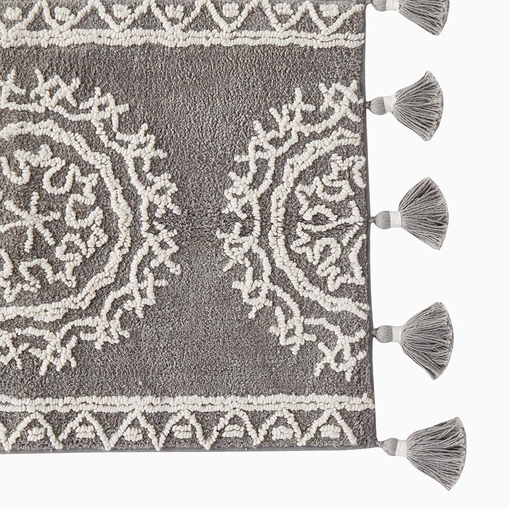 SKL Home Saturday Knight Ltd Medallia Visually Appealing 2-Tone Medallion Design - Gray