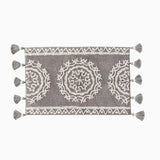 SKL Home Saturday Knight Ltd Medallia Visually Appealing 2-Tone Medallion Design - Gray