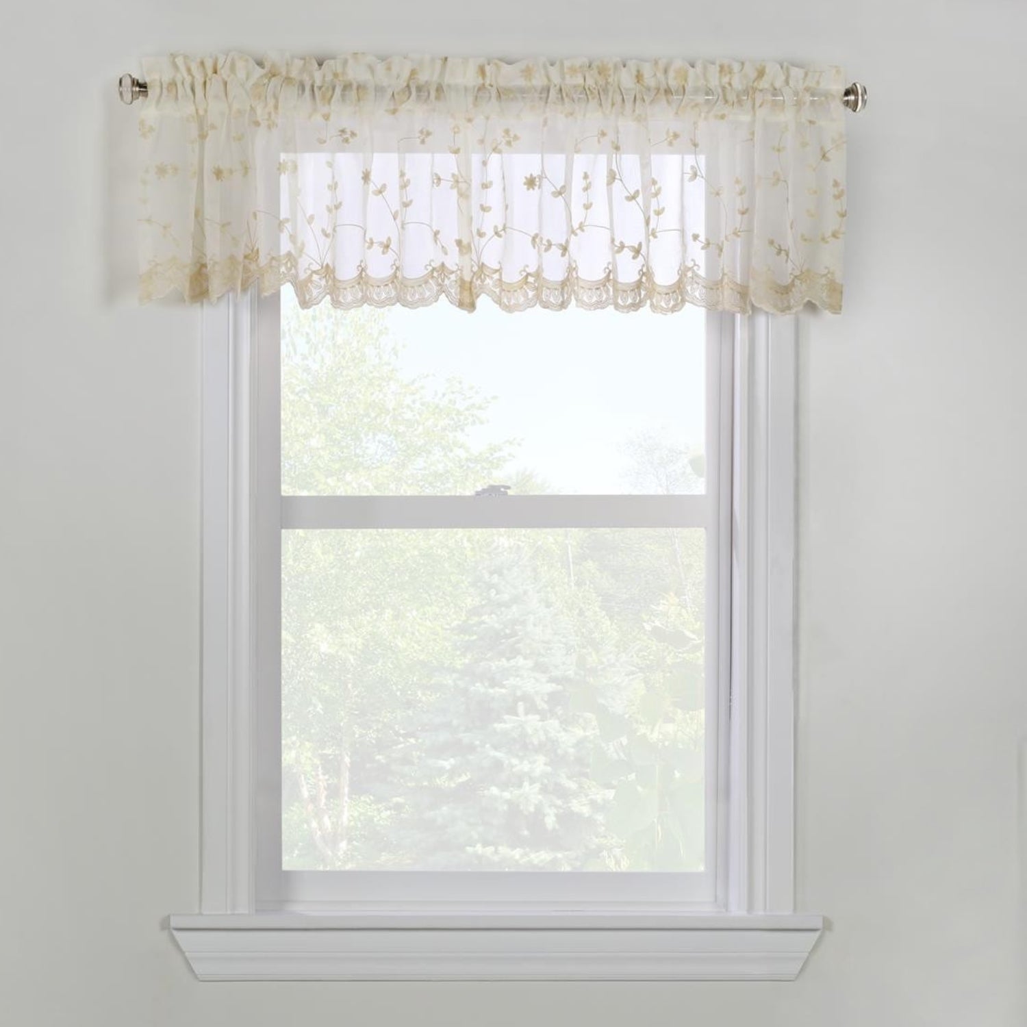 Commonwealth Habitat Grandeur Deep Scalloped Embroidery Pole Top Window Valance - 52x17"