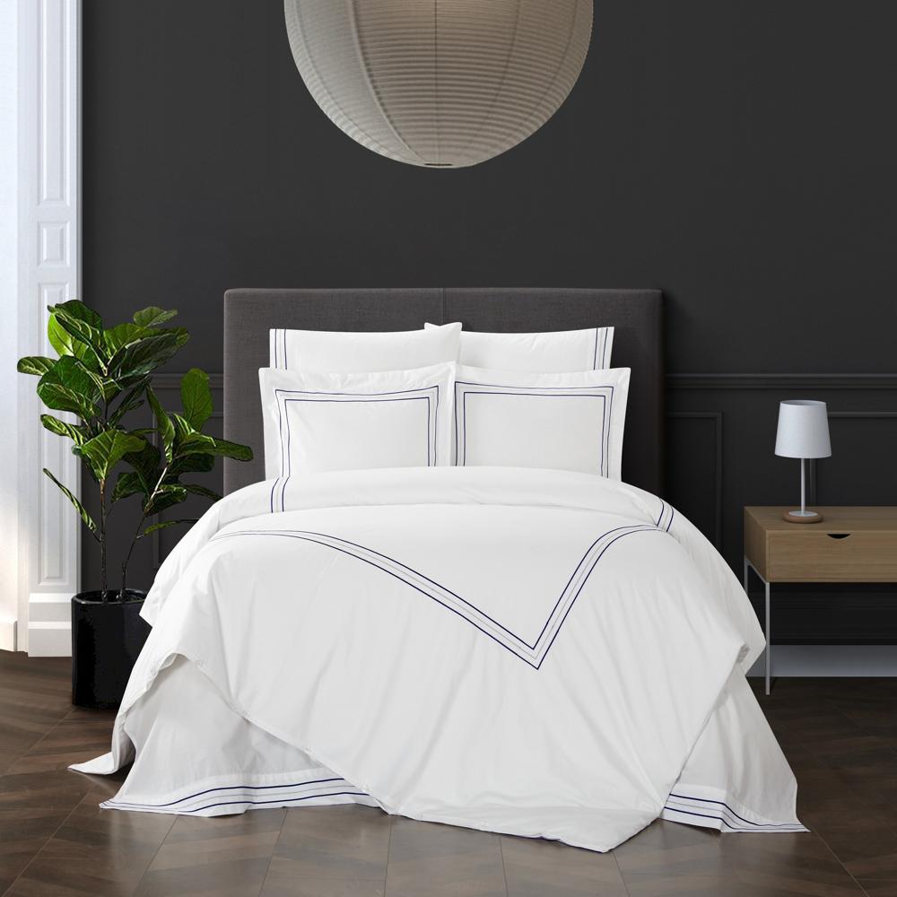 White pillow deals shams queen
