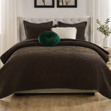 Greenland Home Fashions Chenille Velvet Crush Quilt Set Chocolate