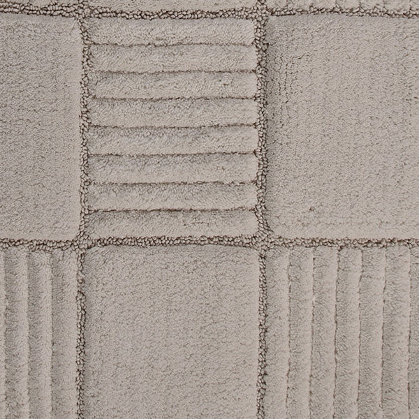 Knightsbridge Chakkar Board 220 GSF Non Skid Back Bath Rug 21 x 34