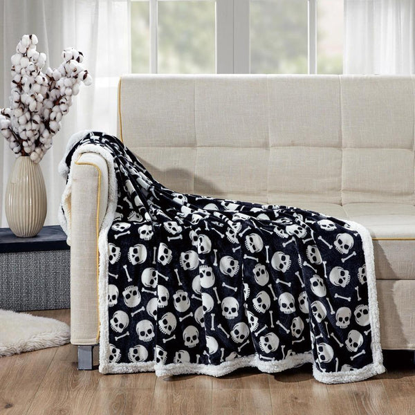 Skull & Bones Faux Shearling Micro Plush Throw Blanket 50" x 60" Black & White b